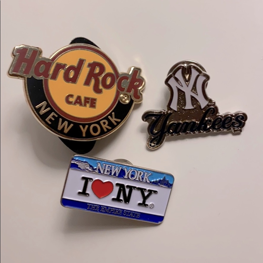 🍎 NY pins - Lot of 3